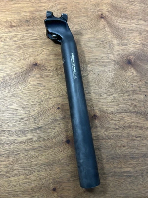 Aerus 6061 AL 铝制座杆 31.6 毫米 290 毫米黑色 2 厘米后挡板 — 第 1/4 张图片