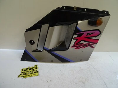 Правый средний обтекатель Suzuki GSXR 1100 1989-1992 94431-40C0 - Изображение 1 из 4