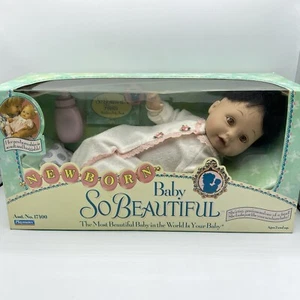 Playmates #17400 1995 NEWBORN Baby So SCHÖN BLAU BRAUN GELB weiß Neu aus altem Lagerbestand - Bild 1 von 10