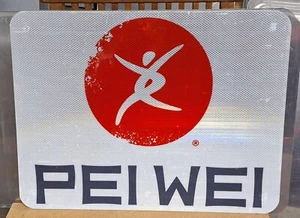 PEI WEI reflektierendes Autobahnschild 18"" x 24"" MAN CAVE - Bild 1 von 1