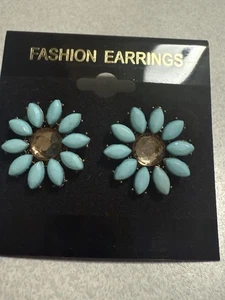 NUEVO CON ETIQUETAS Pendientes Turquesa Floral Tono Dorado Vintage Western Boho - Imagen 1 de 5
