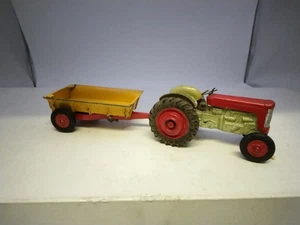 Vintage Corgi Massey Ferguson Tractor And Trailer Some Wear Played With - Picture 1 of 8