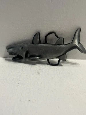 - Hebilla de cinturón Gran tiburón blanco mandíbulas inspirado vintage años 80’s numerado Foto 1 de 4