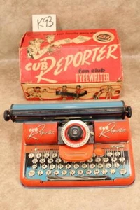 K93 VINTAGE T COHN CUB REPORTER TOY FAN CLUB TYPEWITER No 7250 IN ORIGINAL BOX - Picture 1 of 1