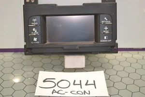 11 12 Chrysler 300 Radio Information Display Screen Used Stock #5044-AC - Picture 1 of 4