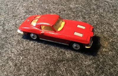 Corgi Toys 310 Chevrolet Corvette Sting Ray ,Bespielt! - Bild 1 von 4