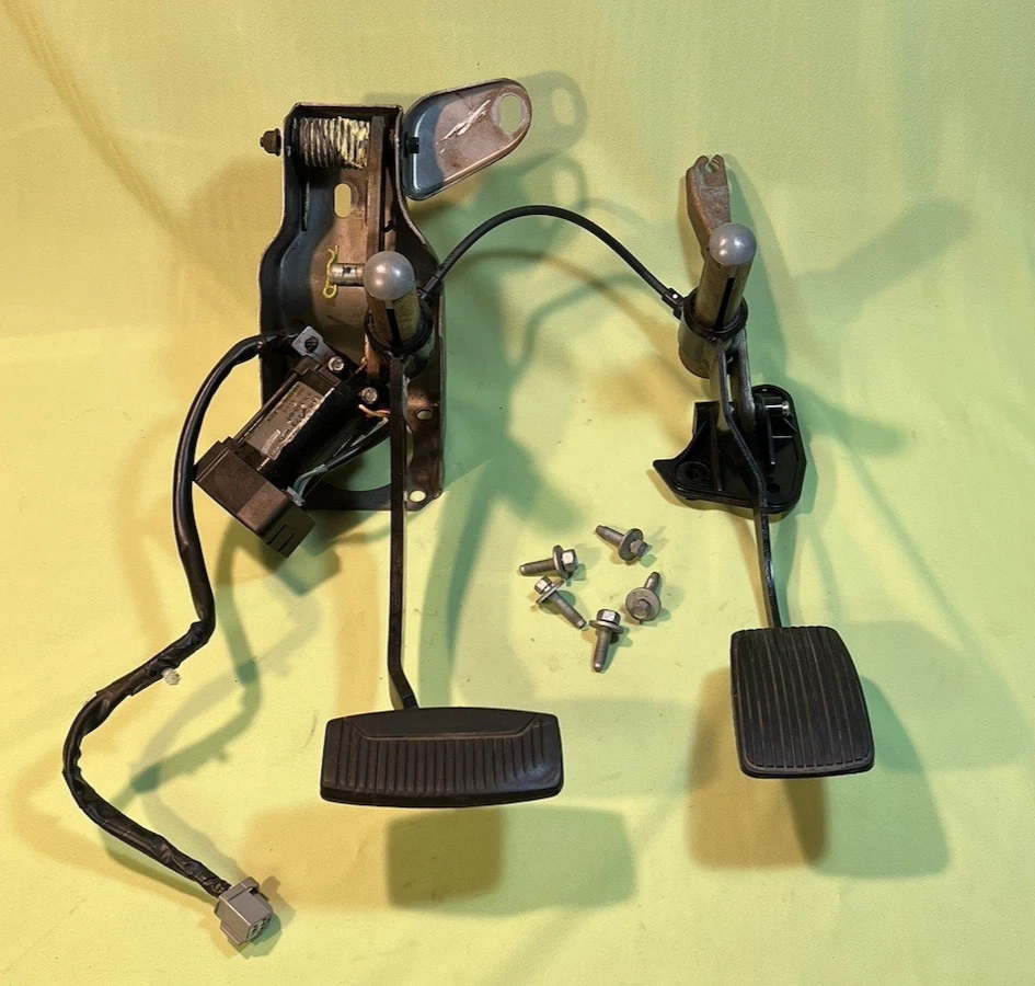 1997-2002 Ford Expedition F150 Lincoln Navigator Blackwood Adjustable Pedals OEM Foto 1 de 4