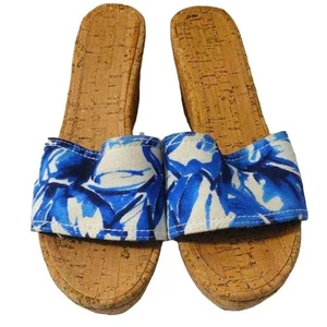 Sandalias Sonoma Lifestyle para mujer con cuña de corcho floral de tela azul 7 - Imagen 1 de 5