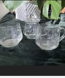 Creamer Sugar Bowl Marmalade Pot Etched Glass Floral Pattern Breakfast Set Vtg - Picture 1 of 9