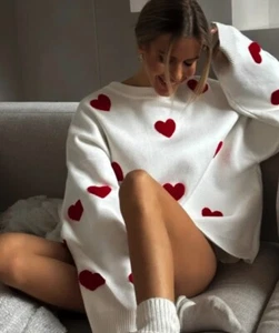 Women's Oversized Heart Sweater, Valentine's Day Sweater, Pullover Sweaters - Picture 1 of 62
