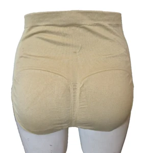 Corpiño talla M beige panty con forma extraíble acolchado Fake Ass CD TV - Imagen 1 de 5
