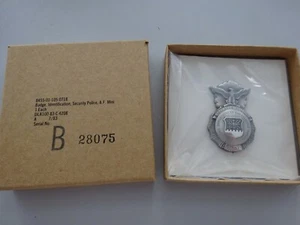 Original US Air Force USAF Security Police Abzeichen MP Polizei Mini No.B28075 - Picture 1 of 6