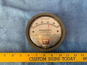 Magnehelic Pressure Gauge Max 15 PSIG - Picture 1 of 9