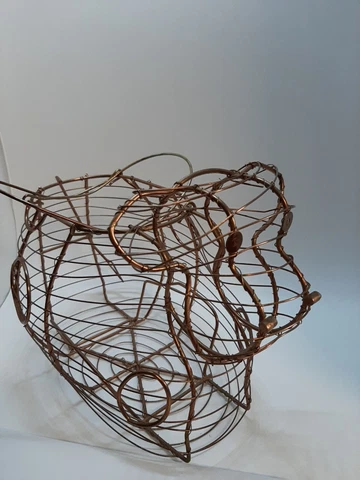 Cow Shaped Wire Egg Basket Copper   G8 Cover