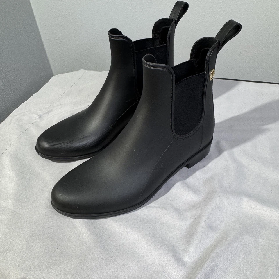 MK Michael Kors Botines de Lluvia de Goma Negro Mate para Mujer Talla 7 MK Dije Foto 1 de 4