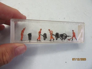 HO - Merten 2264 Street Cleaners & Garbage Collectors - NIB* - Picture 1 of 5
