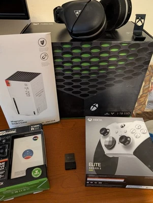 Xbox Series x 1TB Ultimate Gaming Bundle Expansión Almacenamiento + Controlador Elite Foto 1 de 4