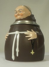 alter GOEBEL Hummel FIGURENKRUG M&ouml;nch mit Kutte Deckel Porzellankrug Bierkrug