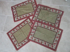Set of 4 Green Floral Calico Design Fabric Placemats 19" x 14" Cottage Core - Picture 1 of 4