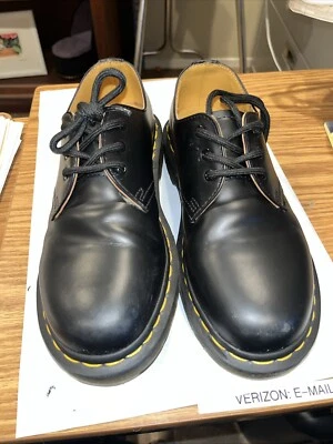 Dr. Martens Shoes / Men’s-boys / US 5M / Black / 11838 / AirWair - Image 1 of 4