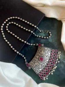 Monalisa Stone Black Polish Big Pendant Necklace - Picture 1 of 3