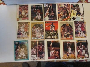 EIN SORTIMENT VON 15 "PATRICK EWING" BASKETBALL-SAMMELKARTEN. - Bild 1 von 2