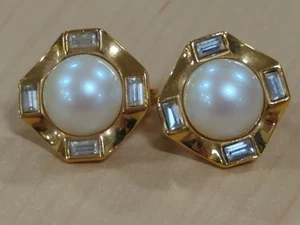 Vintage Monet Gold Tone Faux Pearl Cabachon Baguette Rhinestone Pierced Earrings - Picture 1 of 10