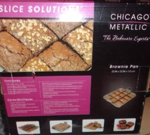 Chicago Metallic Bake Lift And Serve Brownie Pan Slice Solutions New - Picture 1 of 4