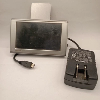 READ! -  GARMIN NUVI 660 NA GPS Navigator and AC Power Cord - Image 1 of 4