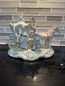Vintage Paul Ux porcellana corteggiamento coppia carrozza trainata da cavalli figura Giappone occupato - Foto 1 di 11