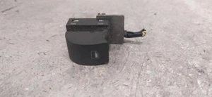 Interruptor elevalunas trasero izquierdo audi a3 (8l) 1.9 tdi ambiente 1996 176656 - Imagen 1 de 2