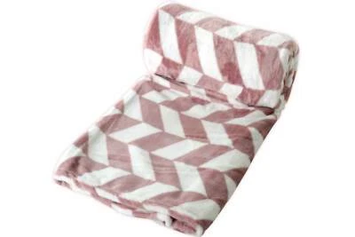 Flanell Wohndecke 150 x 200 cm Weiss altrosa gemuster Decke Kuschel Sofadecke - Bild 1 von 4