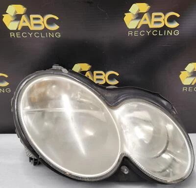 Faro halógeno lateral derecho pasajero Mercedes Benz CLK320 RH 2003-2006 Foto 1 de 4