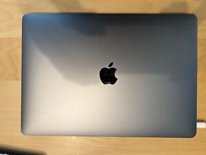 Apple MacBook Air 13in (512GB SSD, M1, 16GB) Laptop - Space Gray - MGN73LL/A 