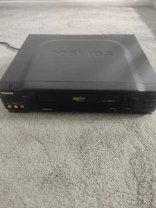 Toshiba M660 VCR  - Picture 1 of 3