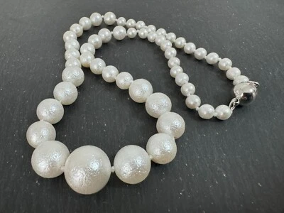 Muschelkernperlen Verlauf Collier Kette Länge 49 cm ! Perlen ca  6-14,5 mm ! - Bild 1 von 4