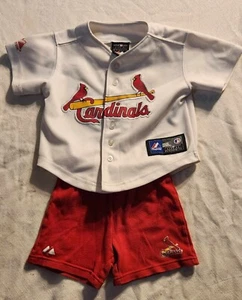 Yadier Molina St Louis Cardinals 18 Month Baseball Jersey and Shorts - Picture 1 of 7
