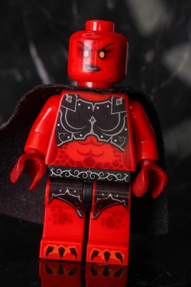 Minifigura Lego - Lavaria nex047 (sin capa) Nexo Knight Foto 1 de 1