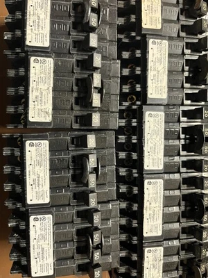 1 x New Circuit Breaker Siemens Q22050CT 20/50 Amp 2-2 Pole 120/240V - Image 1 of 2