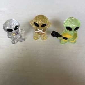 3 Mini Figuren 1 Zoll Spielzeugautomat Vintage Aliens - Bild 1 von 4