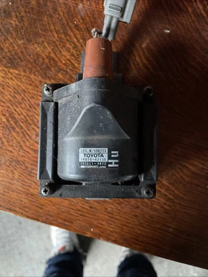 Toyota Coil.w/ Igniter/ma70 supra mk3  - Image 1 of 3