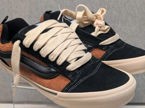 Vans x Disney 100th Scar Knu Skool Sneakers Mens 11.5 New Lion King VN0009QCYS8 - Picture 1 of 12