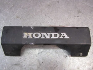 HONDA CBX400 CBX550 NAAMPLAATJE NAME COVER FRONT 61401-MA6-620 - Imagen 1 de 2