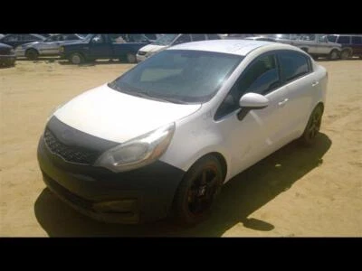 Used Right Sun Visor fits: 2014 Kia Rio without illumination w/o sunroof Right G - Image 1 of 4