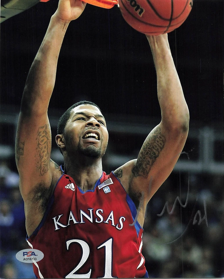 Foto firmada por Marcus Morris 8x10 PSA/DNA Kansas Jayhawks autografiada Foto 1 de 1