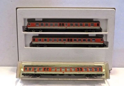 N Scale Fleischmann Piccolo Set 7430 & Extra Car 7432 Handsome Scarce Set - Image 1 of 4