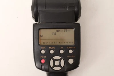 Yongnuo Speedlite YN-565EX Shoe Mount Flash For Nikon - Image 1 of 4
