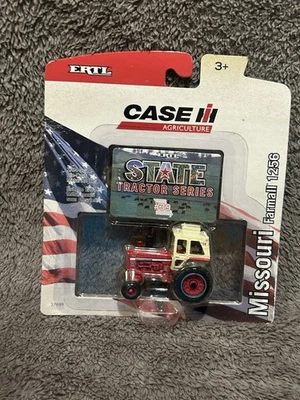 1/64 International Farmall 1256 Missouri State tractor - Image 1 of 2