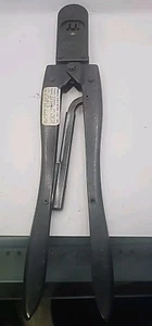 AMP 90028-2 F Hand Crimp Crimping Tool (#8) - Picture 1 of 6