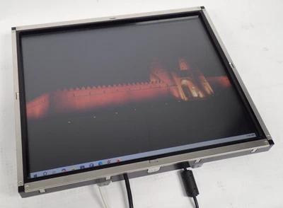 ELO ET1739L-8CWA-3-NPB-G E012584 17'' LCD TOUCH MONITOR IN 12Vdc 3A TESTED - Image 1 of 4